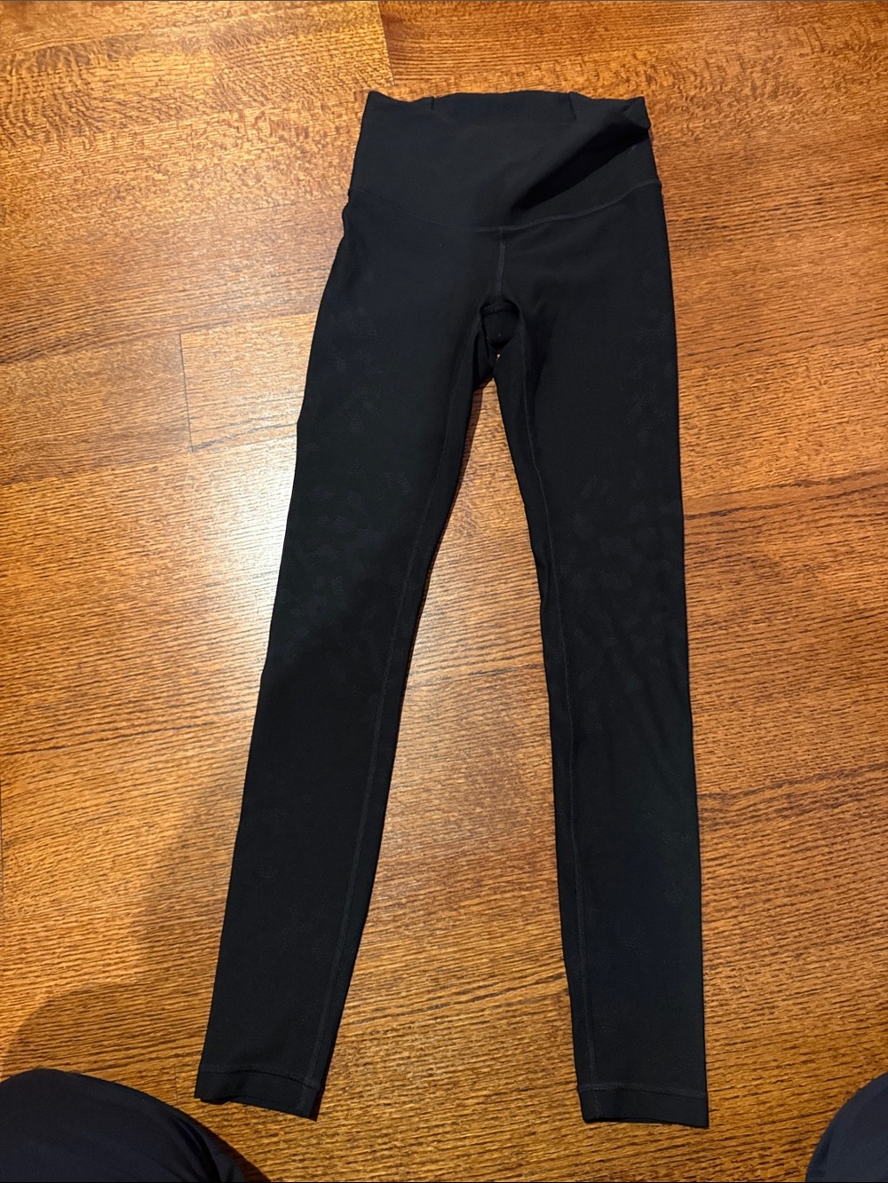 Women’s black lululemon cheetah leggings
